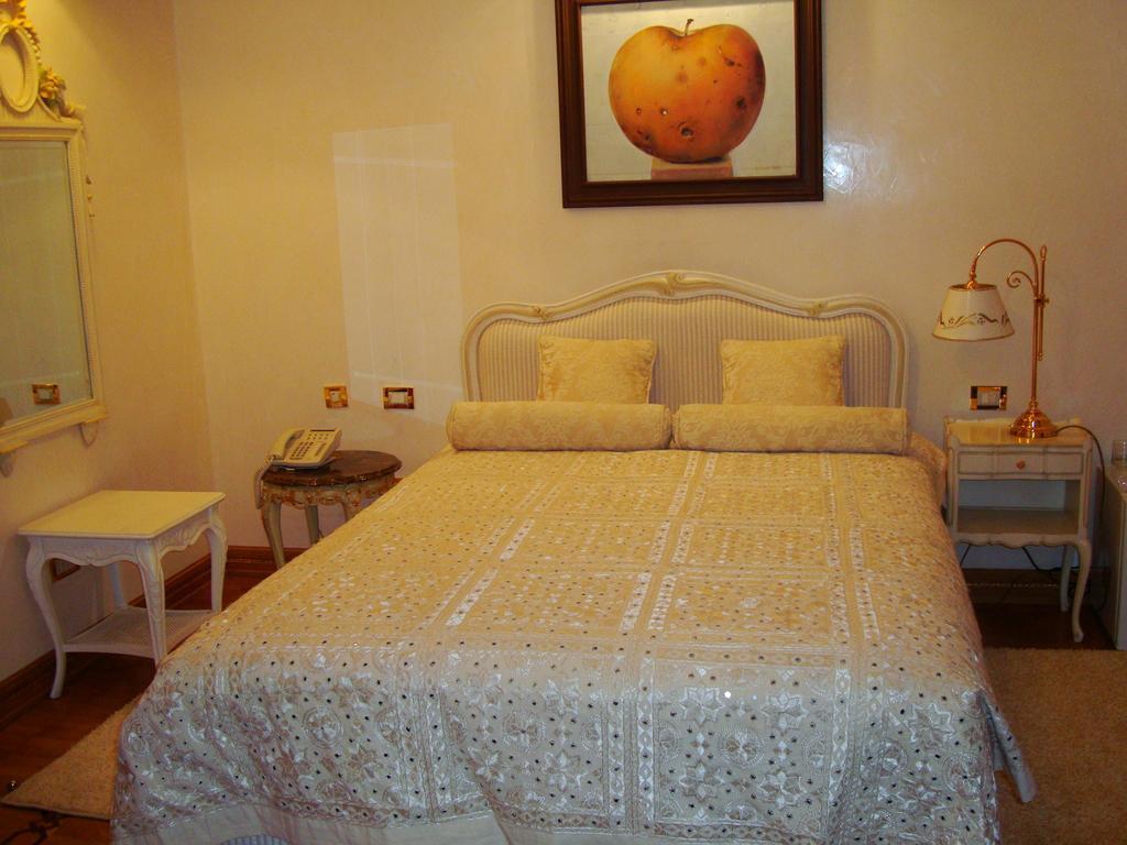 Villa Jelena Belgrad Zimmer foto